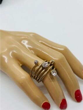 Fashion wire wrap ring of gold tone and faux diamonds Size 8 1/2